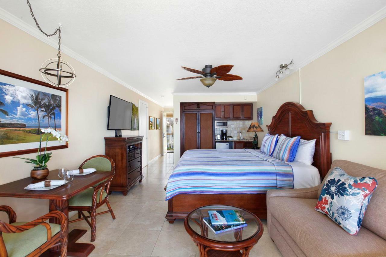 Islander On The Beach 352 Oceanfront *Penthouse* Ac Pool Kapa'a Exterior photo